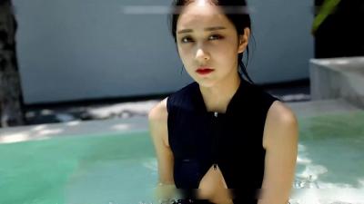 性感女神乔依琳苏梅岛私密旅拍,高清无码定制大片!