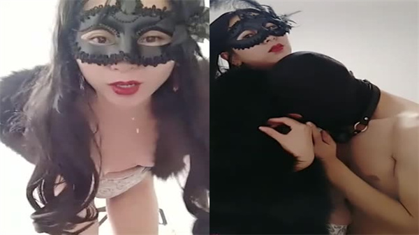 黑丝御姐火辣热舞,扭腰摆臀撩到你欲火焚身!